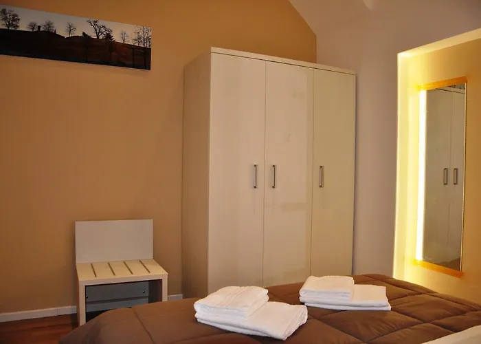 圣古丽耶尔莫公寓 *