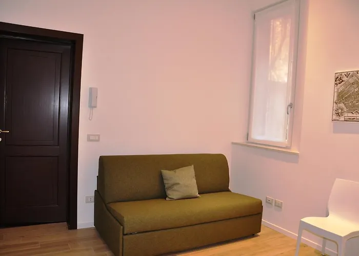 圣古丽耶尔莫公寓 *